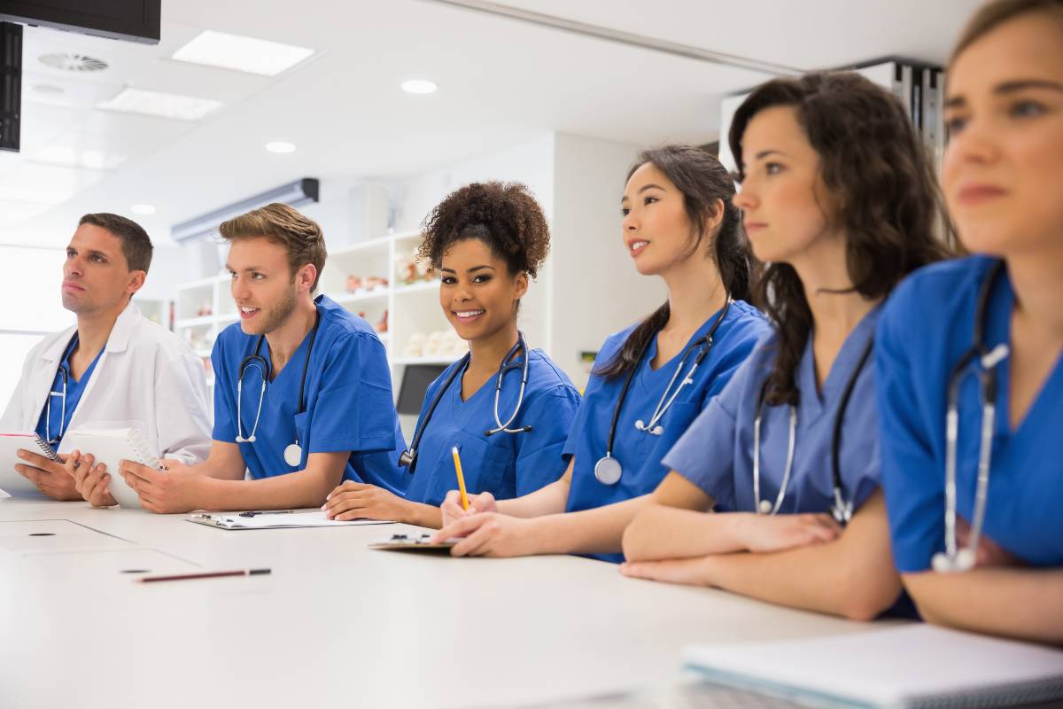 The Essential Guide to Nursing Assistant Courses: Launching Your Healthcare Career